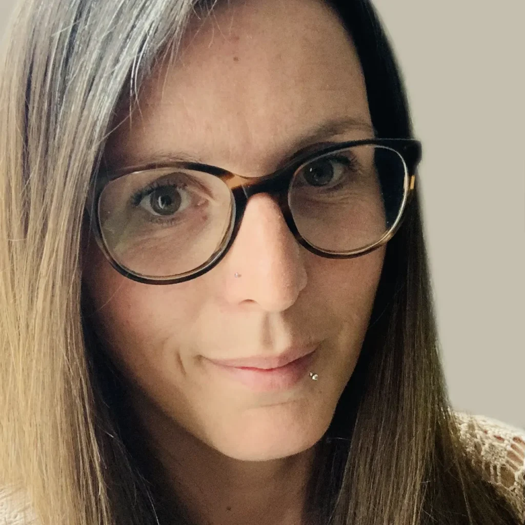 Mag. a Sandra Deufl